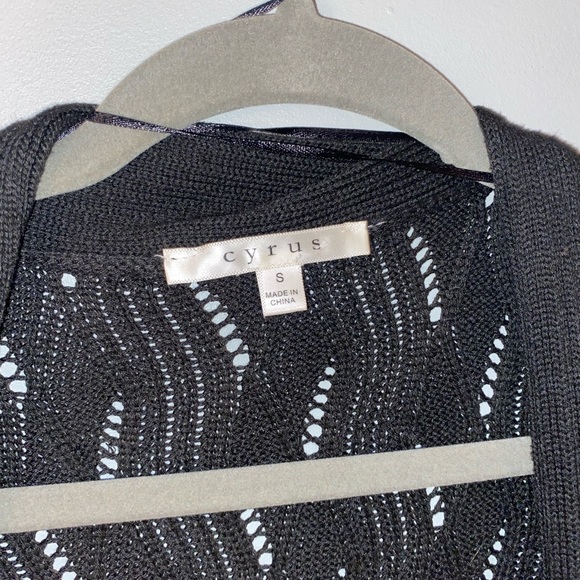 Women’s sweater - Picture 3 of 4